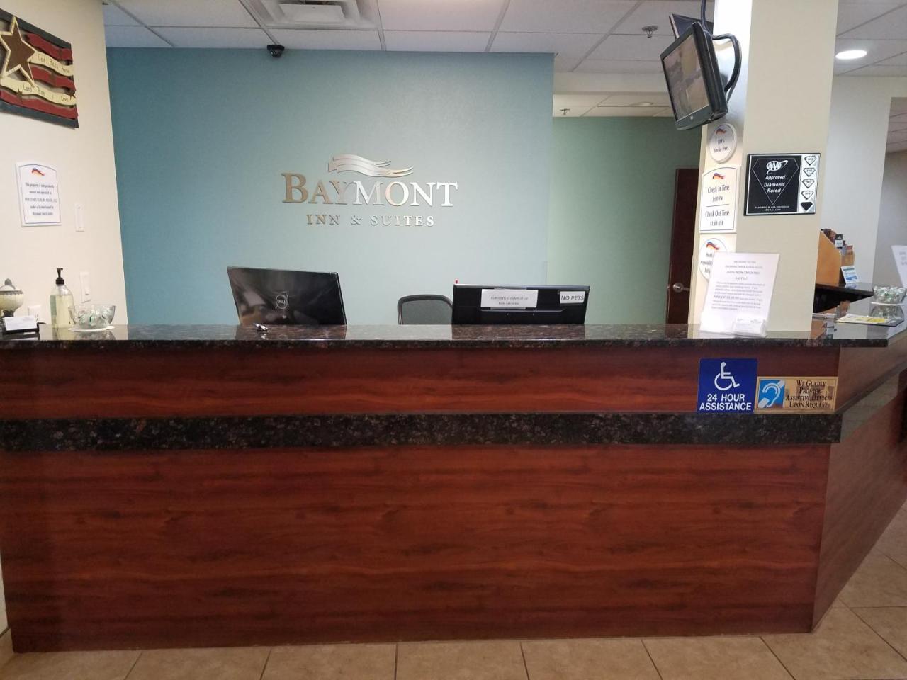 Baymont By Wyndham Grovetown Hotel 2*
