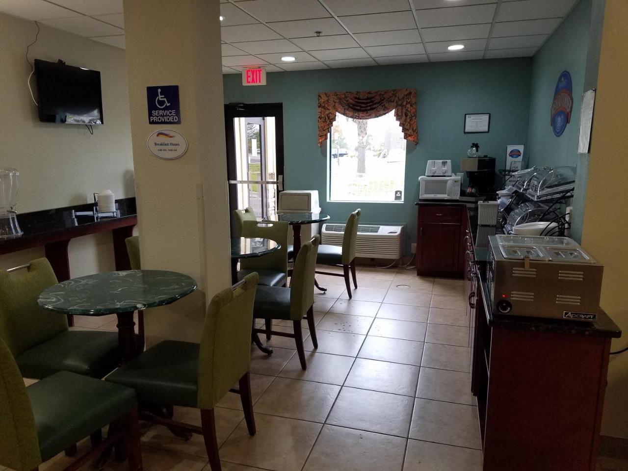 Baymont By Wyndham Grovetown Hotel