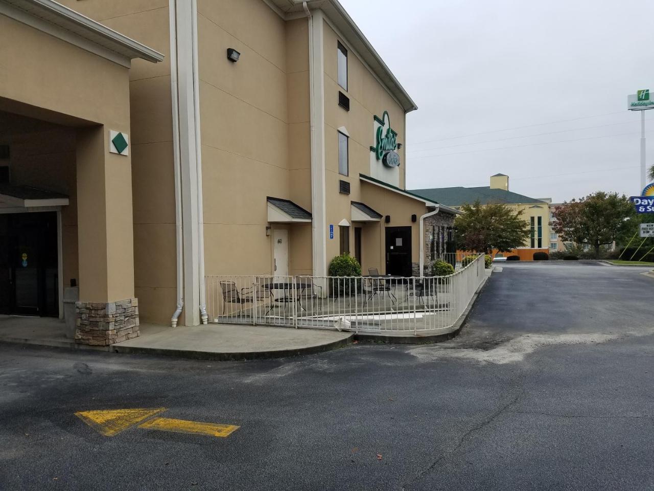 Hotel Baymont By Wyndham Grovetown Augusta