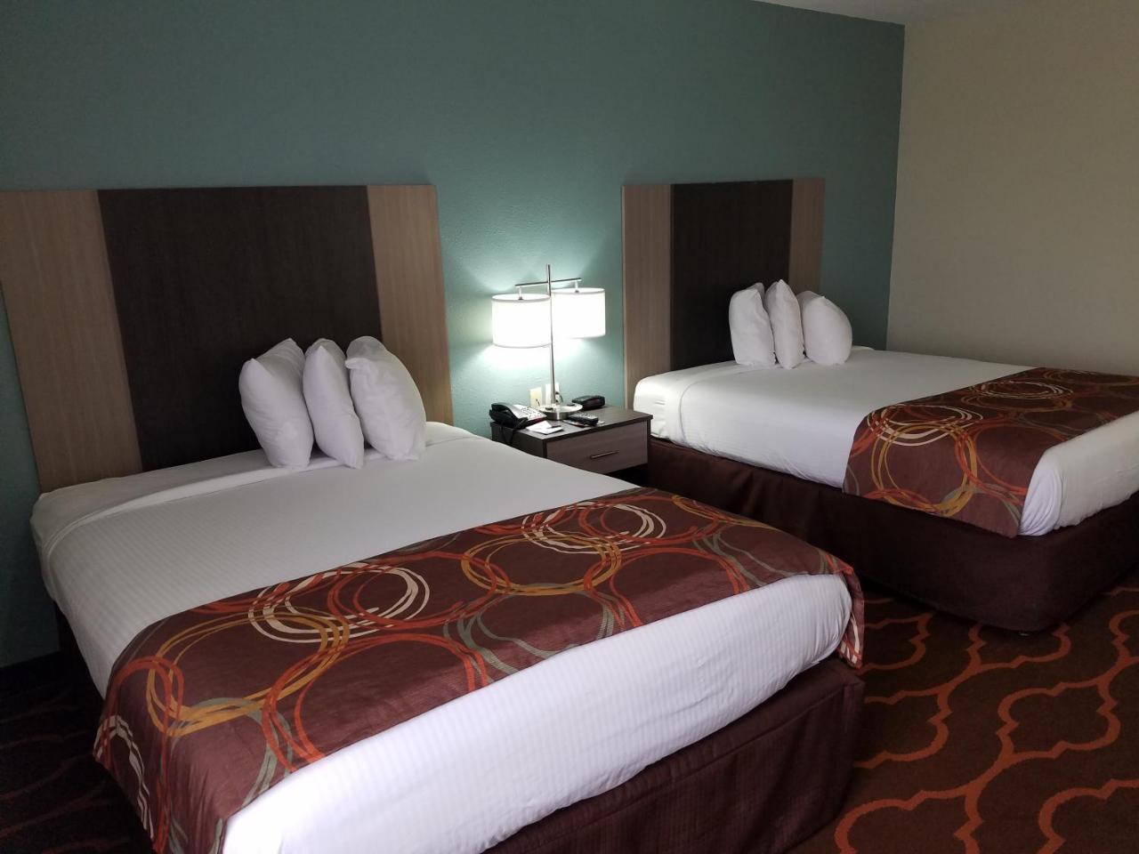 Baymont By Wyndham Grovetown Hotel